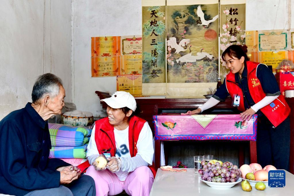 欢乐炸三张官网